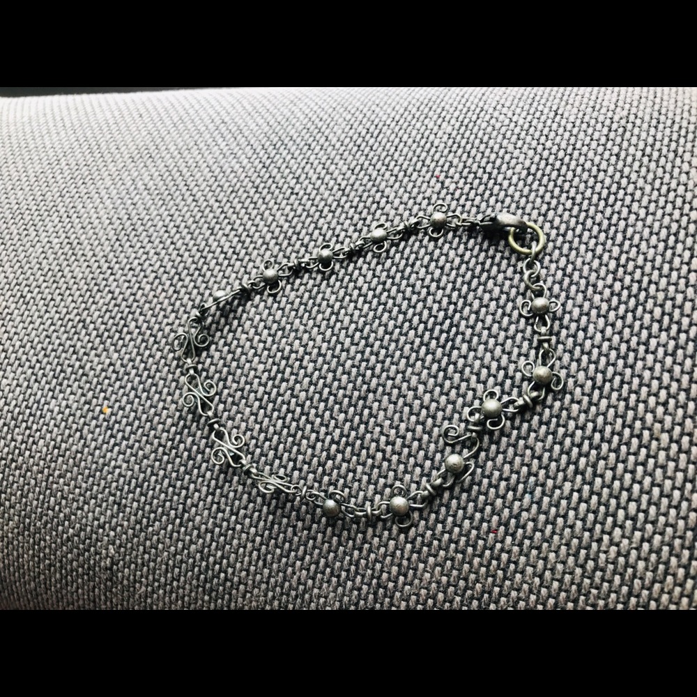 6 Different Style Bracelet In A Bundle - image 6